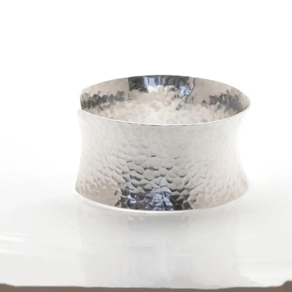 Vintage Sterling Silver Hammered Polish Wide Cuff Bracelet Stamped 925 - Picture 4 of 6